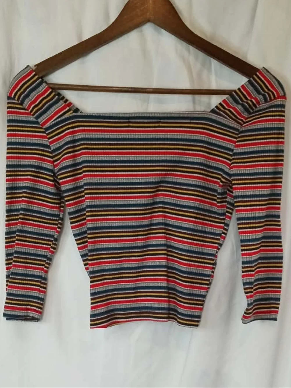 Roommates Striped Off-Shoulder Cropped Shirt Red Blue Yellow Black 70s 80s 90s M - Picture 2 of 5